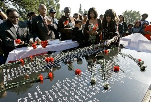 Jonestown-Memorial
